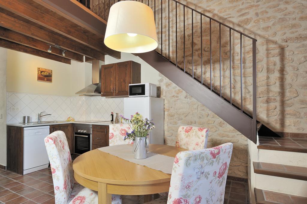 Masia Casa Roja Banyeres del Penedes ภายนอก รูปภาพ